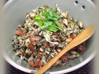 緑茶と豆のサラダ